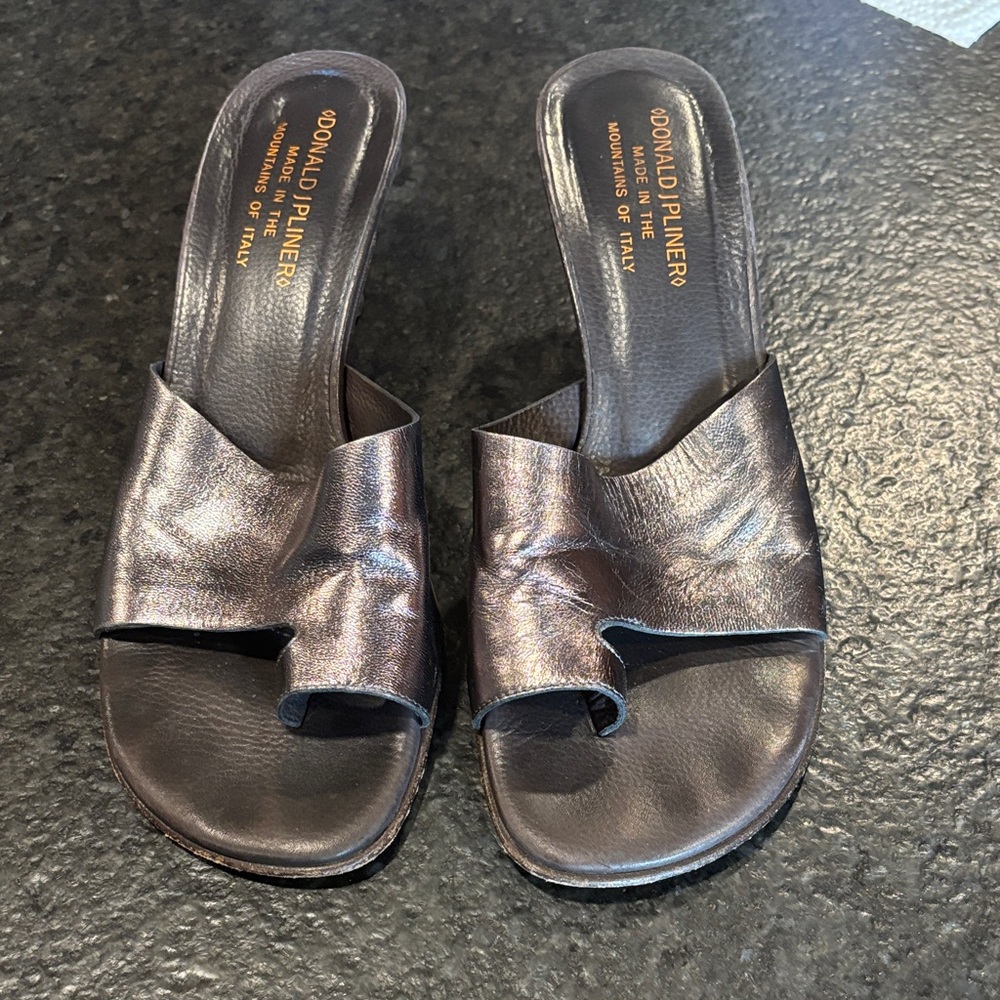 Donald J. Pliner Women's Metallic Black Sandals